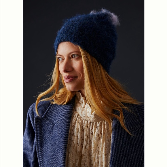 2 Anthropologie Knit Ombré Beanies NWT! - Picture 3 of 5